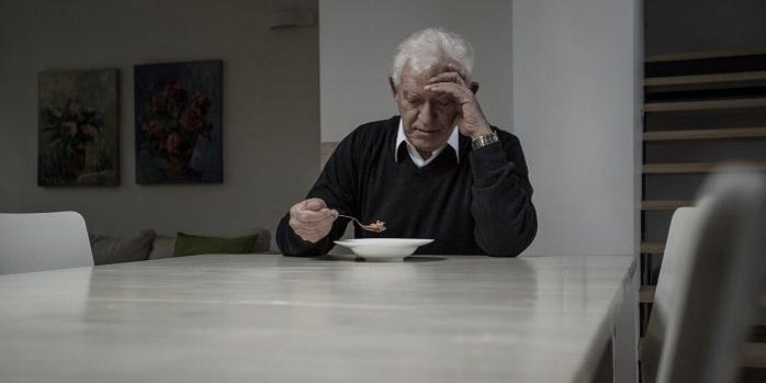 Hiporexia en ancianos, ¿qué es y por qué se produce?